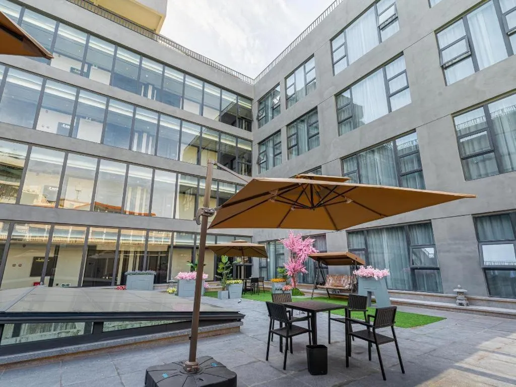 Xana Hotelle Chaozhou Ancient City Paifang Street