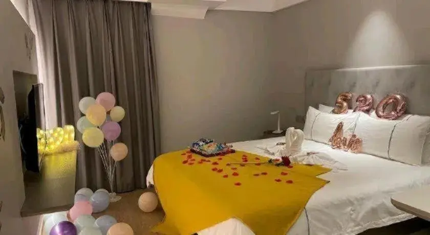 Bed in Magnotel Hotel Wuhan Jiangtan Lihuangpo Road Pedestrian Street Bed in Magnotel Hotel Wuhan Jiangtan Lihuangpo Road Pedestrian Street