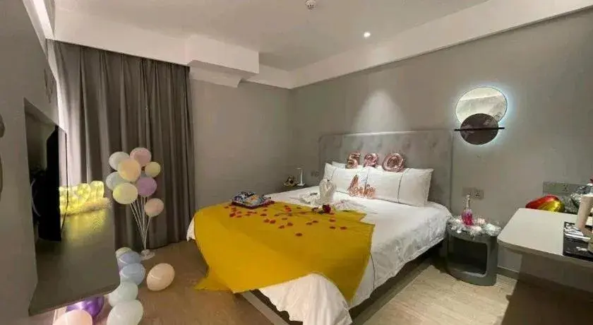 Bed in Magnotel Hotel Wuhan Jiangtan Lihuangpo Road Pedestrian Street Bed in Magnotel Hotel Wuhan Jiangtan Lihuangpo Road Pedestrian Street