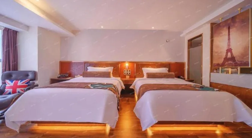 Bed in James Joyce Coffetel Wuhan Gutian Er Road Metro Station