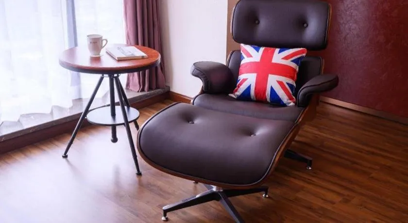 James Joyce Coffetel Wuhan Gutian Er Road Metro Station