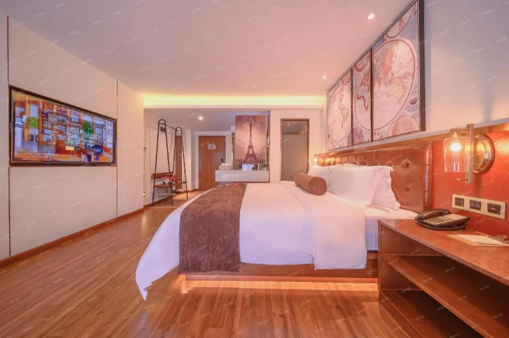 Bed in James Joyce Coffetel Wuhan Gutian Er Road Metro Station