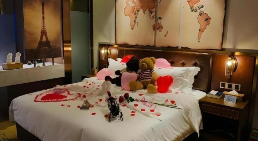 Bed in James Joyce Coffetel Wuhan Gutian Er Road Metro Station