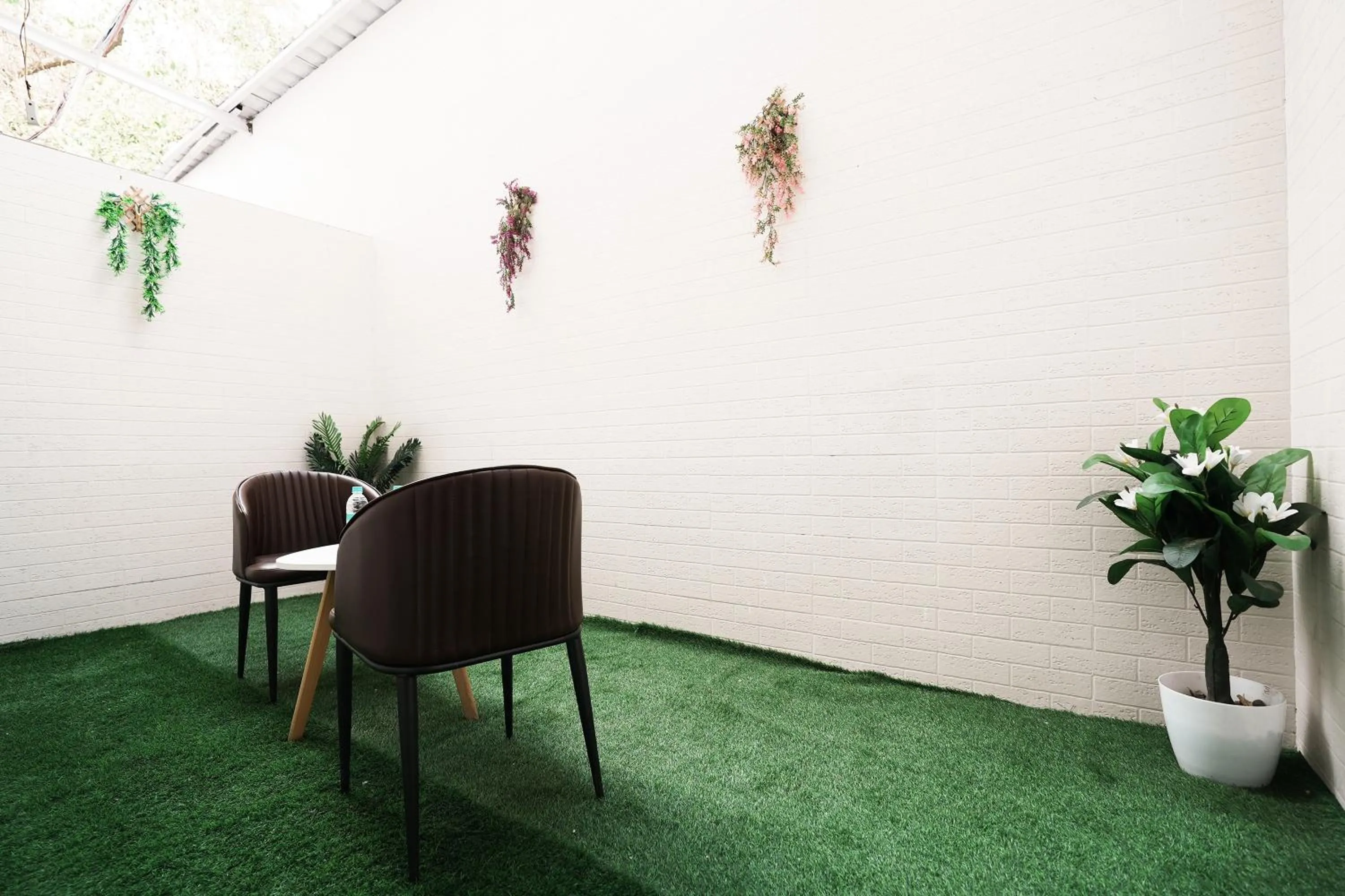 Seating area in Madhav Residency Hotel & Banquet, Kalyan, Mumbai