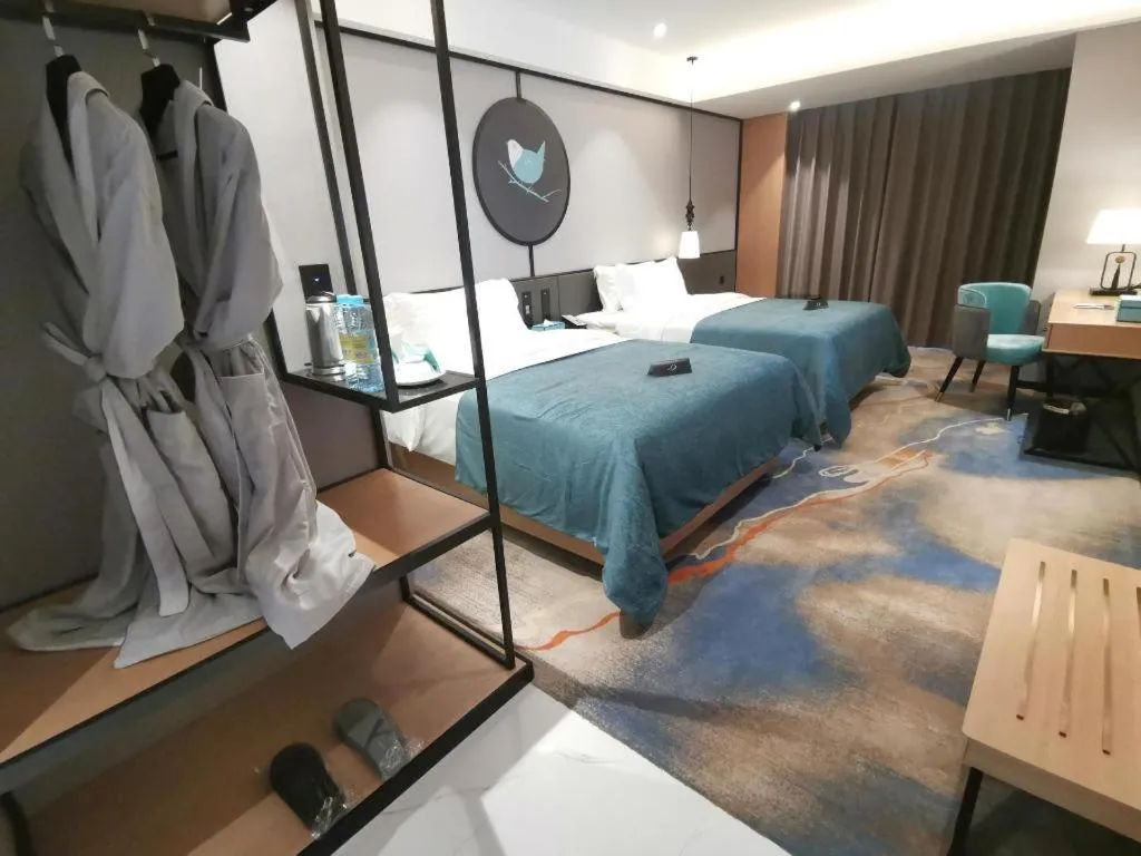 Bed in Xana Deluxe Nanchang Qingshan Road Metro Station