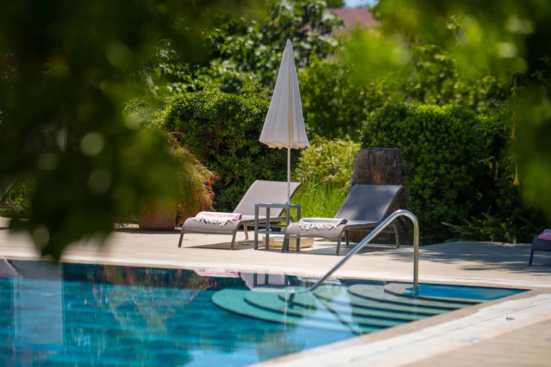 Swimming pool in Akkent Garden Hotel