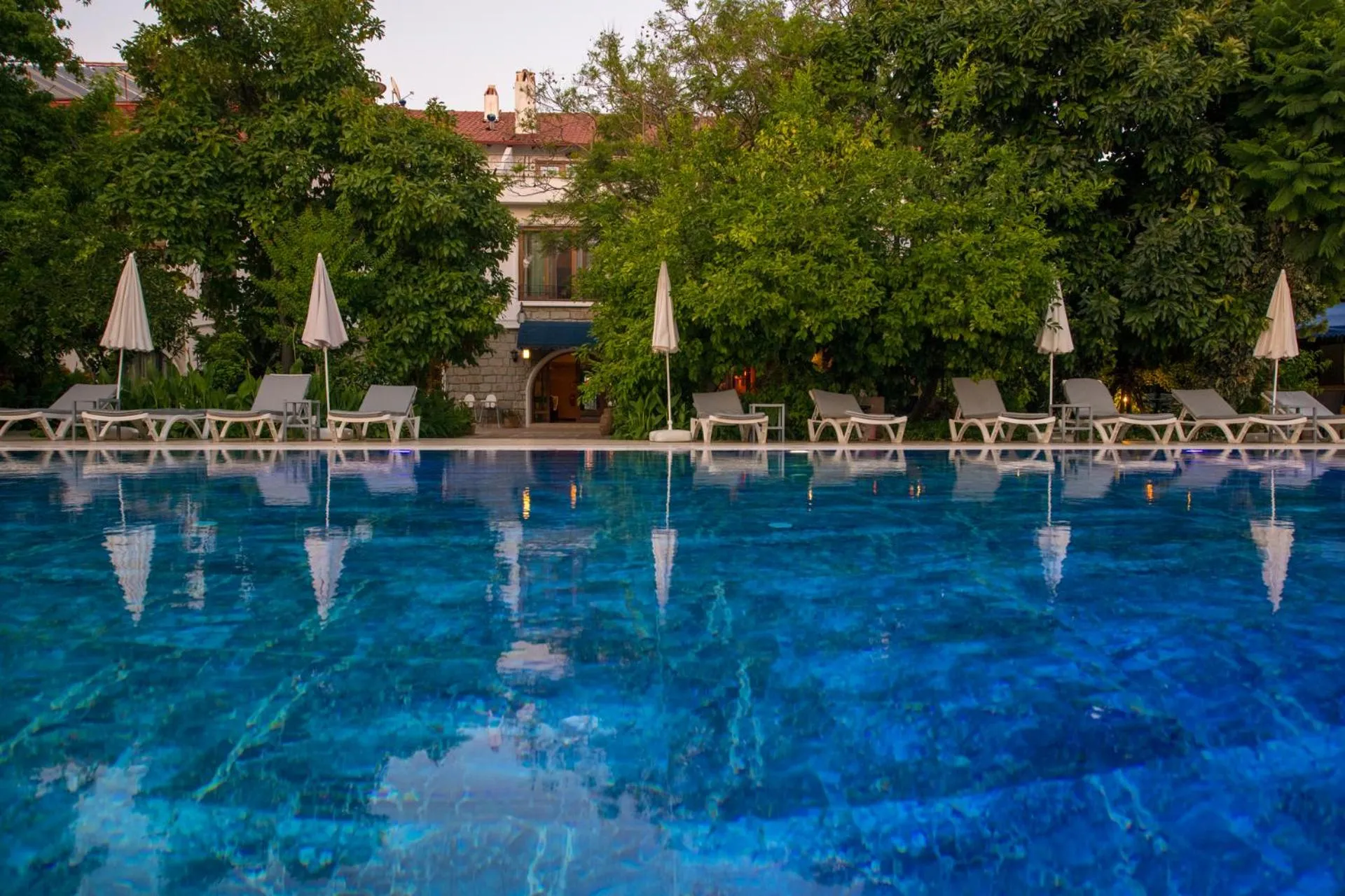 Swimming pool in Akkent Garden Hotel