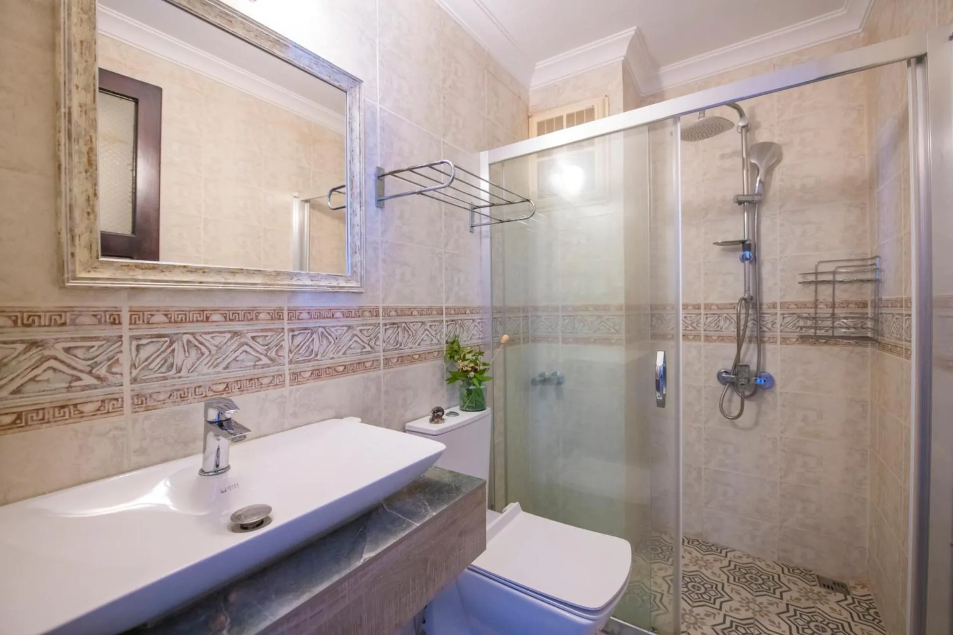 Shower in Akkent Garden Hotel
