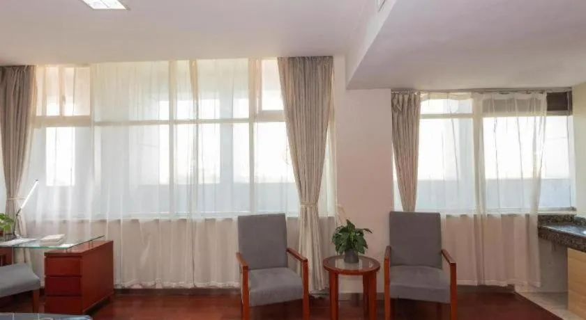 Chonpines Hotel Jining Quanmin Fitness Plaza