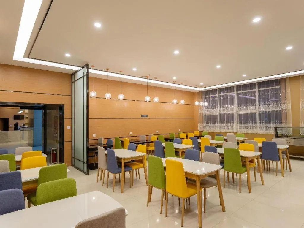 Chonpines Hotel Jining Quanmin Fitness Plaza