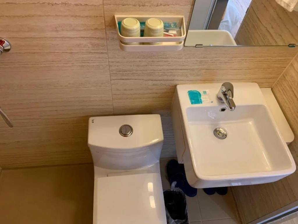 PAI Hotels Shijiazhuang Railway Station West Square