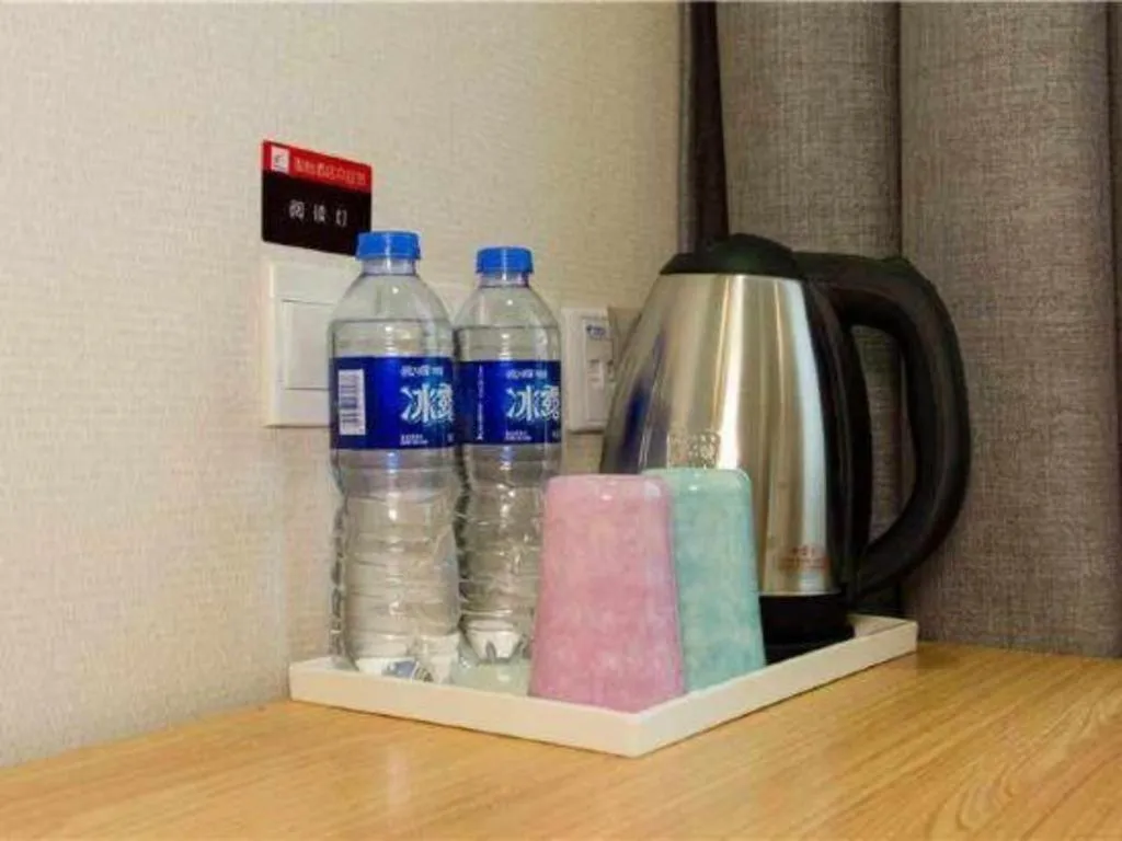 PAI Hotels Shijiazhuang Railway Station West Square