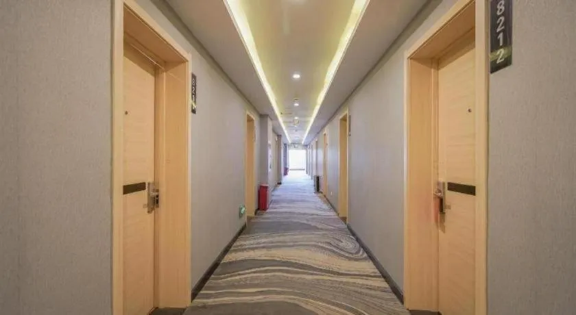 PAI Hotels Shijiazhuang Railway Station West Square