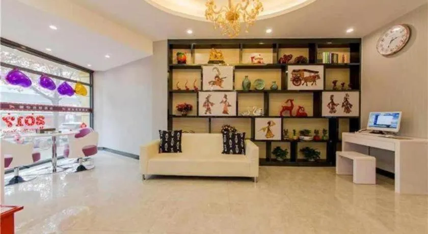 PAI Hotels Shijiazhuang Railway Station West Square