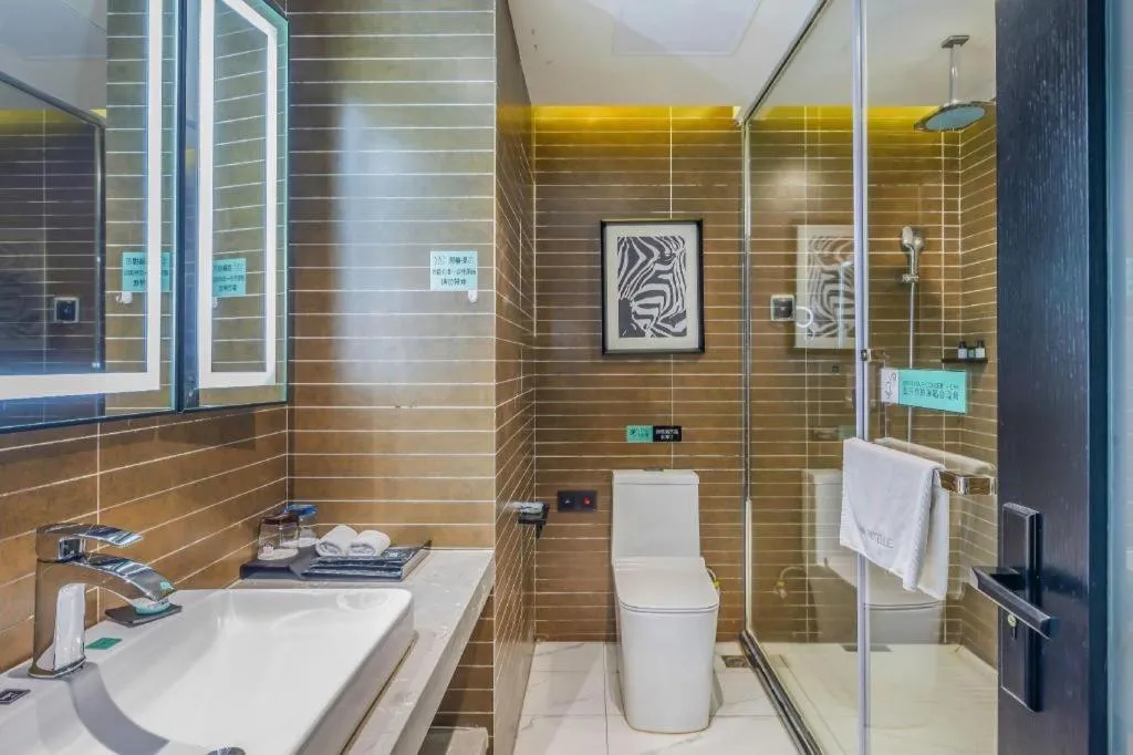 Xana Hotelle Tangshan North Railway Station