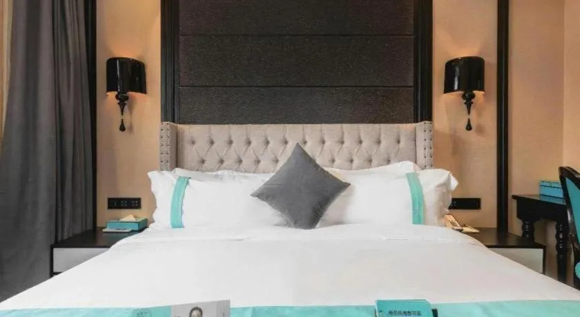 Bed in Xana Hotelle Tangshan North Railway Station