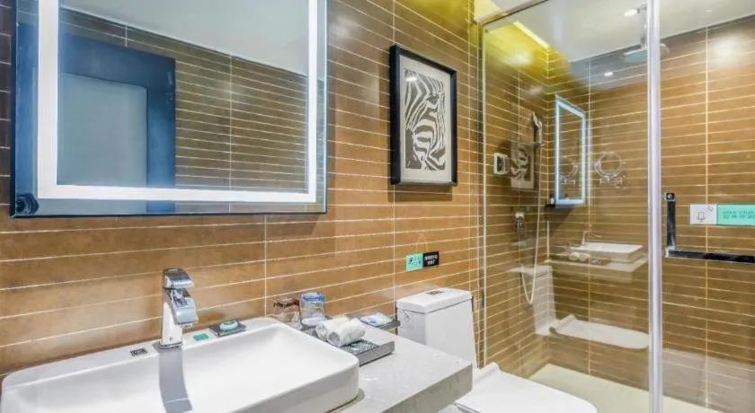 Xana Hotelle Tangshan North Railway Station