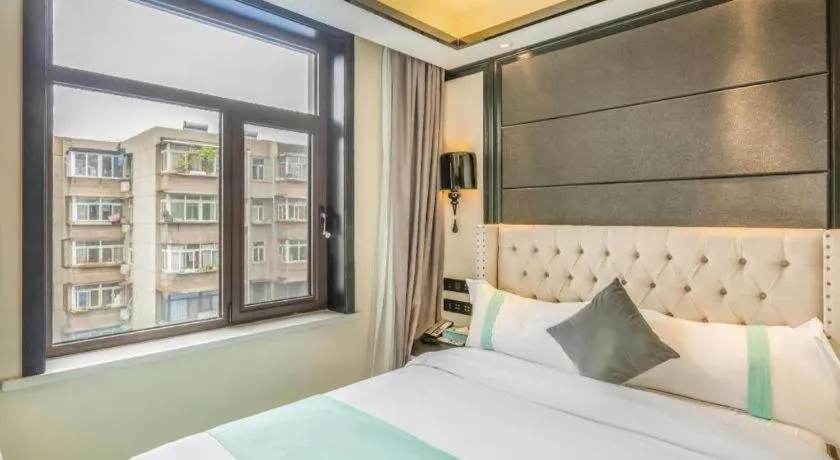 Bed in Xana Hotelle Tangshan North Railway Station