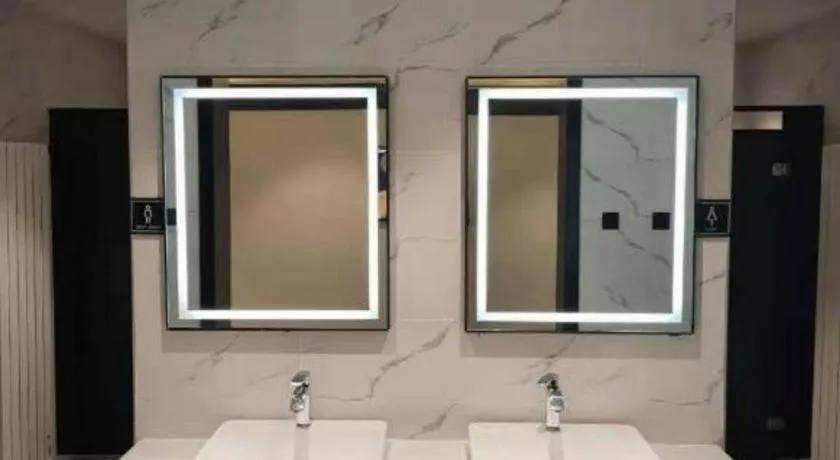 Xana Hotelle Tangshan North Railway Station