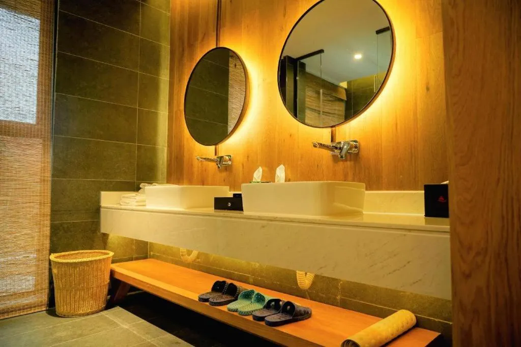 Ramada by Wyndham Guergou