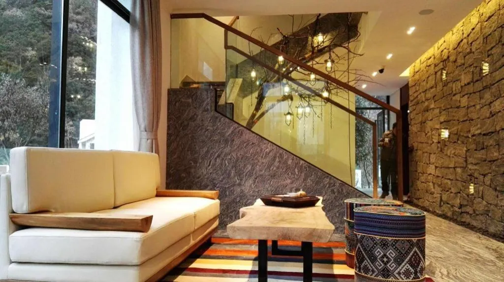 Ramada by Wyndham Guergou