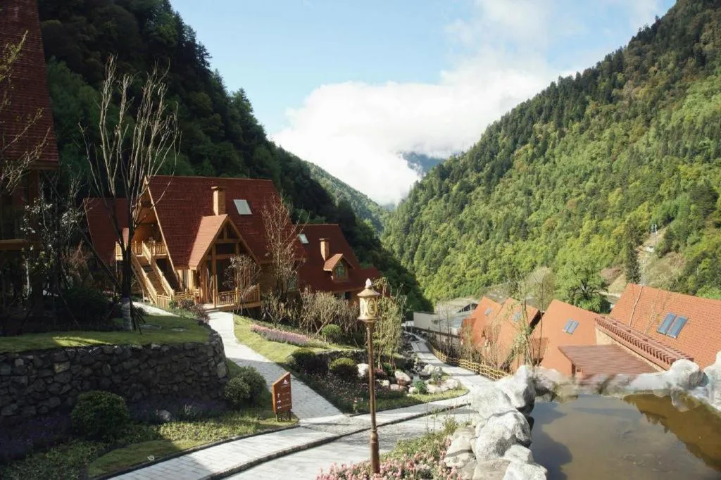 Ramada by Wyndham Guergou