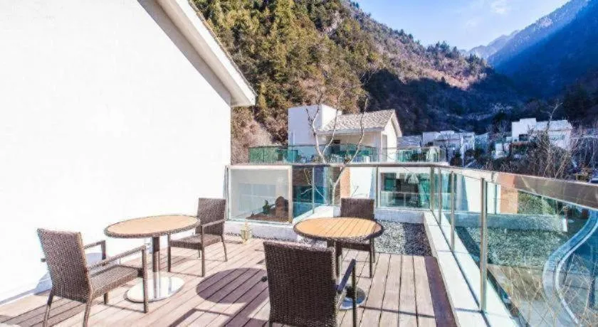 Ramada by Wyndham Guergou