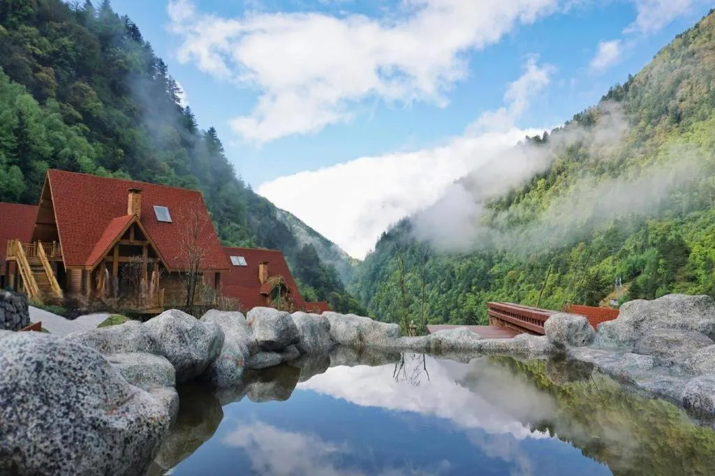 Ramada by Wyndham Guergou