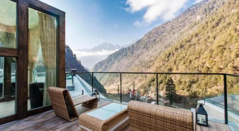 Ramada by Wyndham Guergou