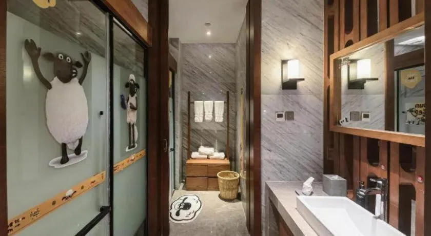 Ramada by Wyndham Guergou