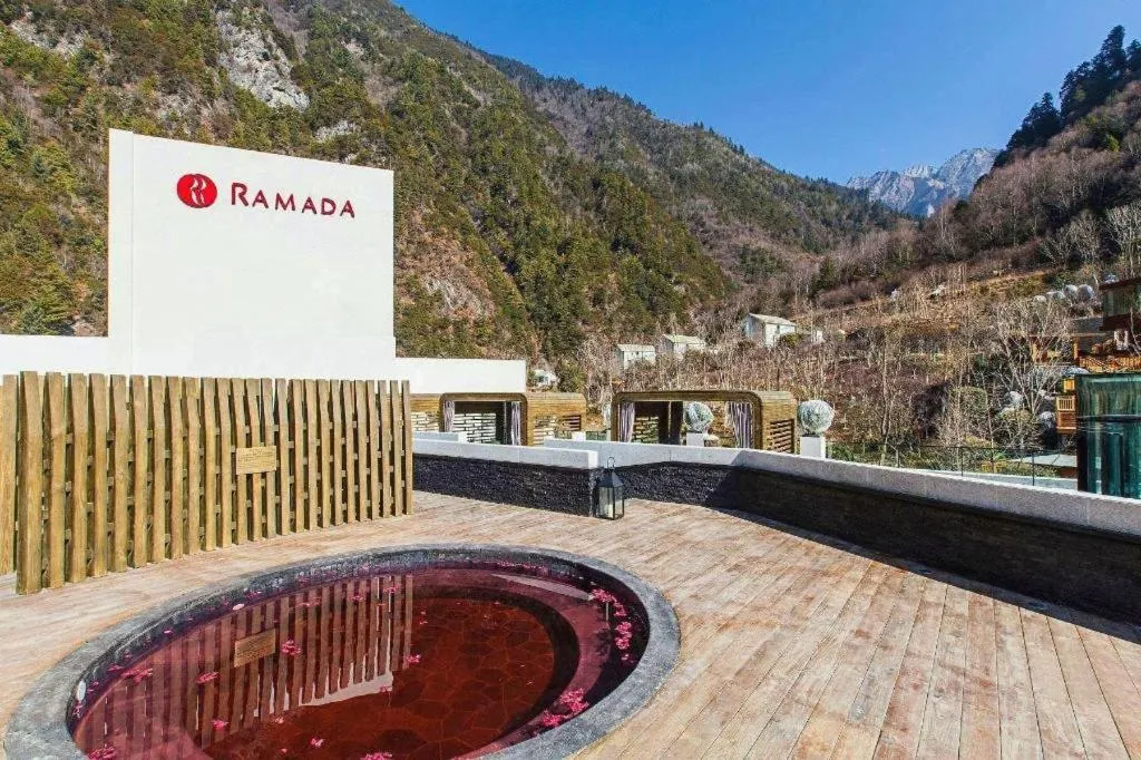 Ramada by Wyndham Guergou