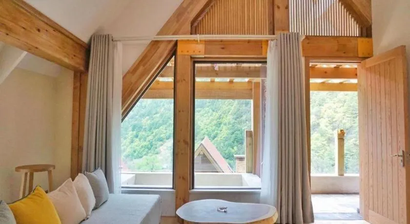 Ramada by Wyndham Guergou