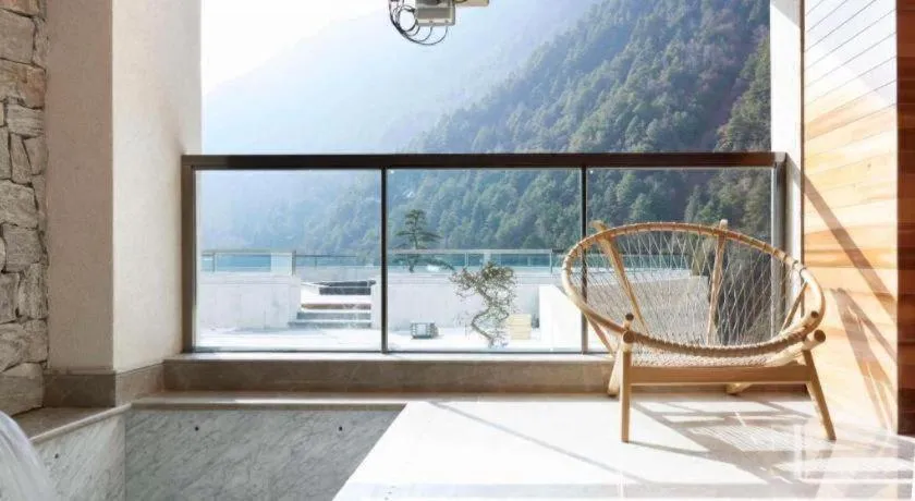 Ramada by Wyndham Guergou