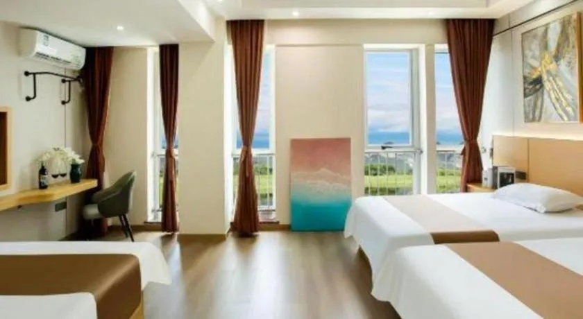 Bed in Guilin Wanjing Hotel