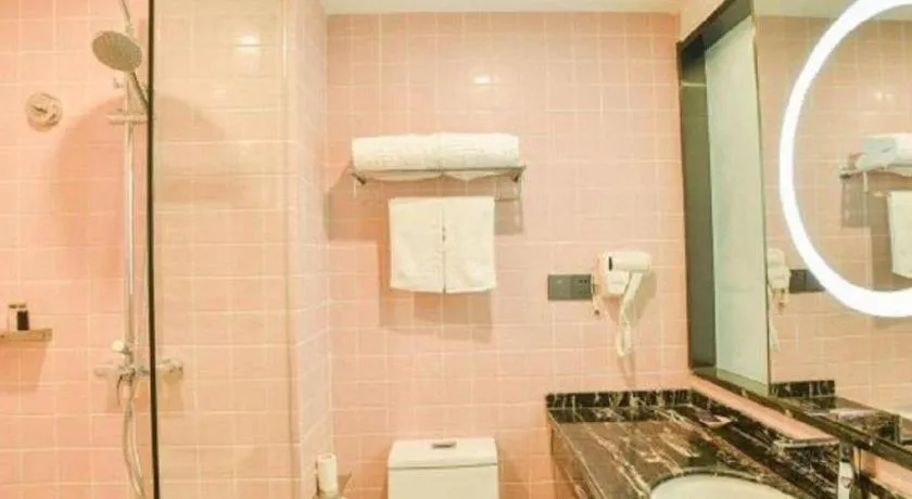 Urban Garden Hotel Chengyang District Government Liuting Airport