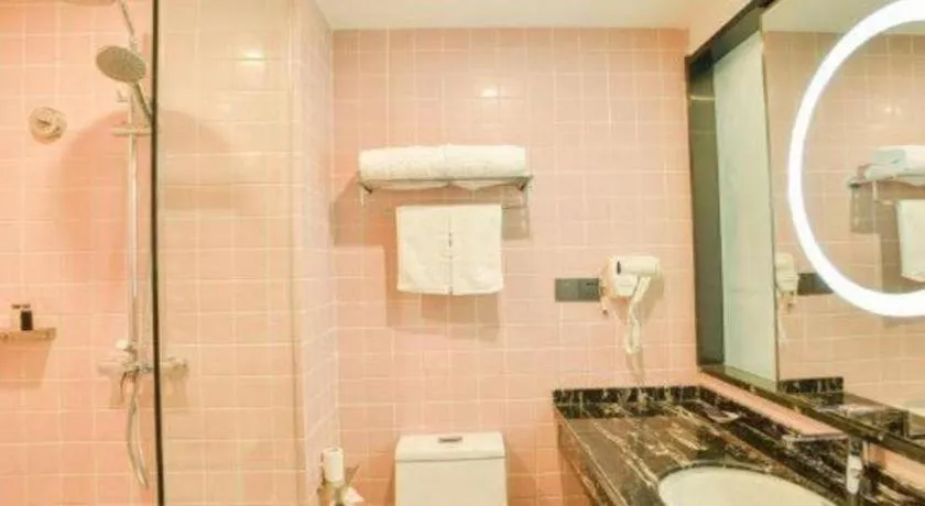 Urban Garden Hotel Chengyang District Government Liuting Airport