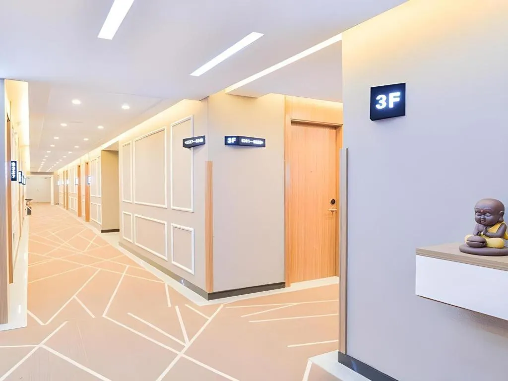 Urban Garden Hotel Chengyang District Government Liuting Airport