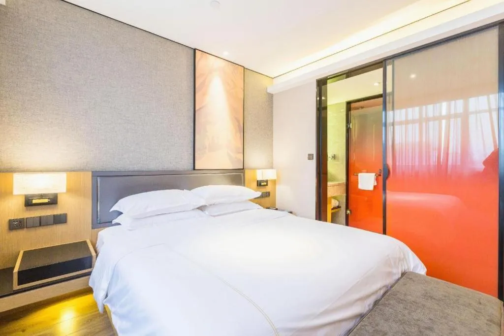 Bed in The Hotel V Nanjing Lishui