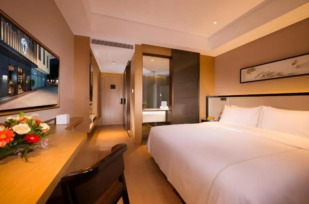 Bed in The Hotel V Nanjing Confucius Temple