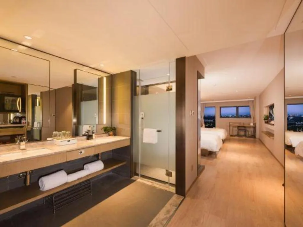 The Hotel V Nanjing Confucius Temple