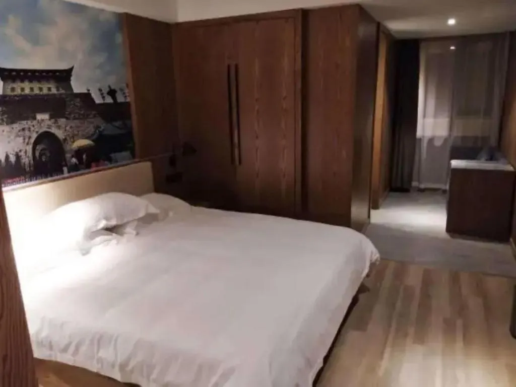 Bed in Starway Hotel(Shuiximen Street,Nanjing)