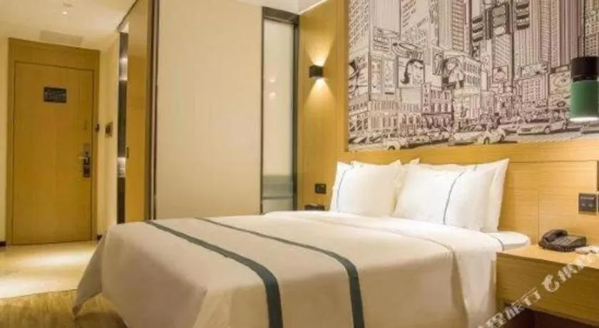 Bed in City Comfort Inn Changsha Huangxing Avenue Airport Longhua Metro Station