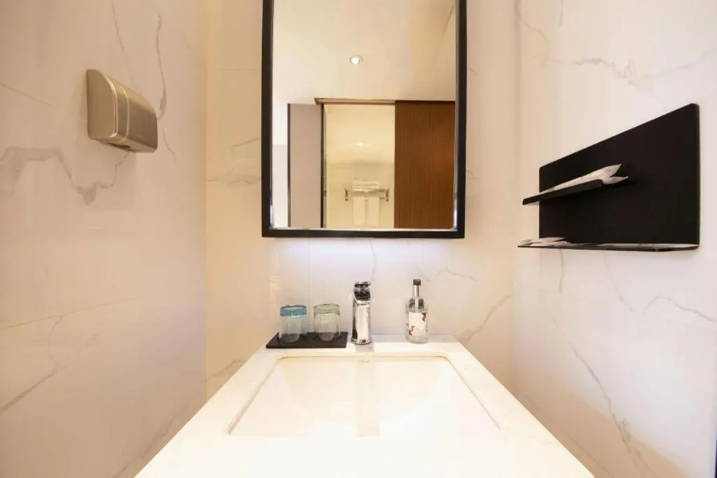 Borrman Hotel Zhanjiang Wuchuan Jinsha Plaza