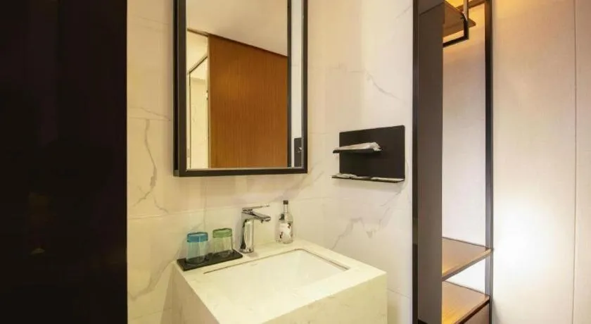 Borrman Hotel Zhanjiang Wuchuan Jinsha Plaza