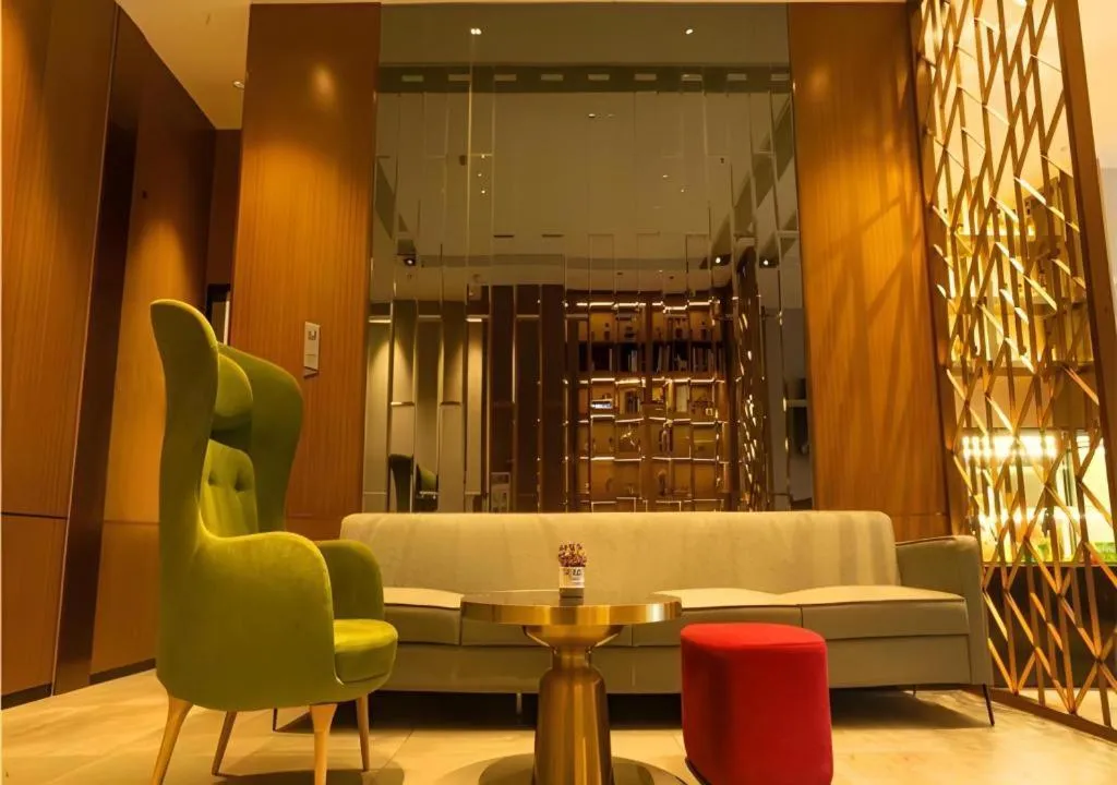 Borrman Hotel Zhanjiang Wuchuan Jinsha Plaza