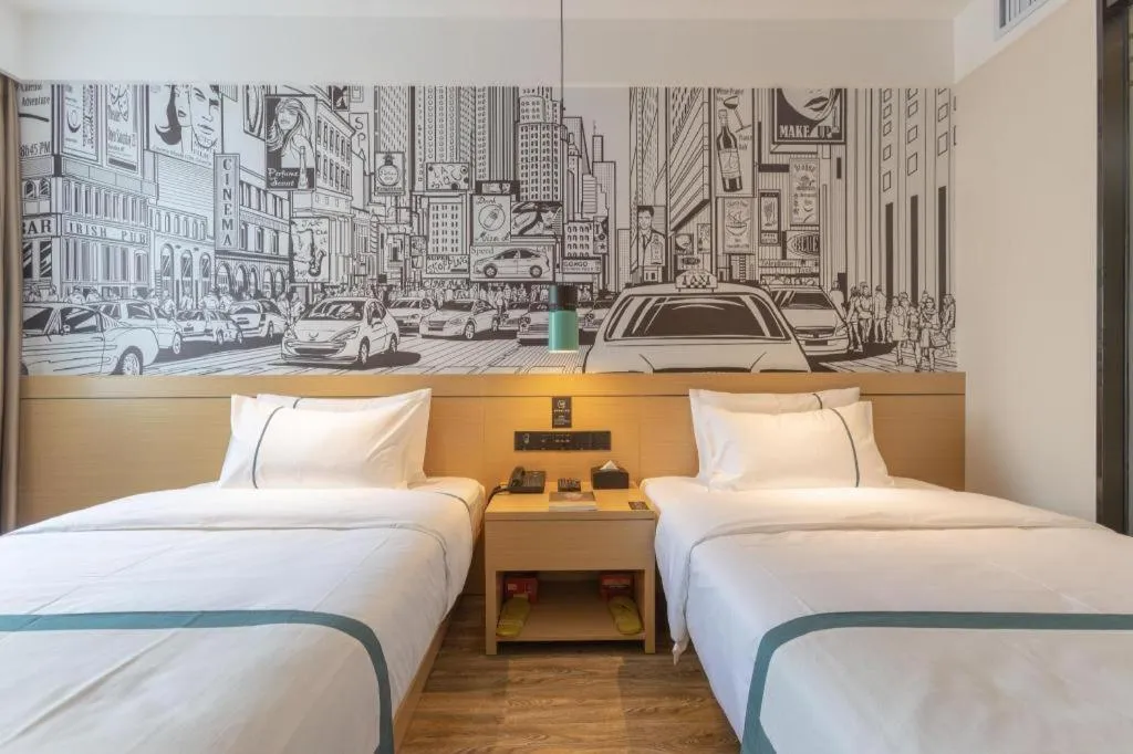 Bed in City Comfort Inn Xingtai Wanda