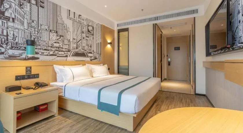 Bed in City Comfort Inn Xingtai Wanda