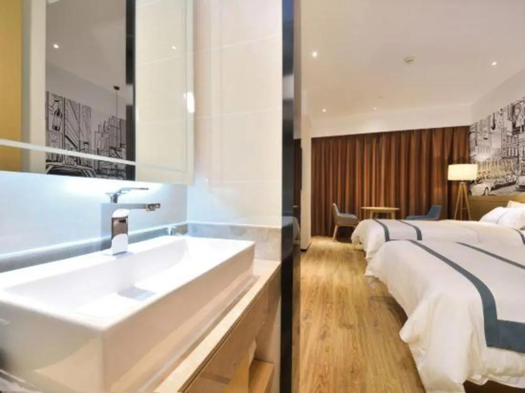 Bed in City Comfort Inn Wuhan Tianhe Airport Outlets