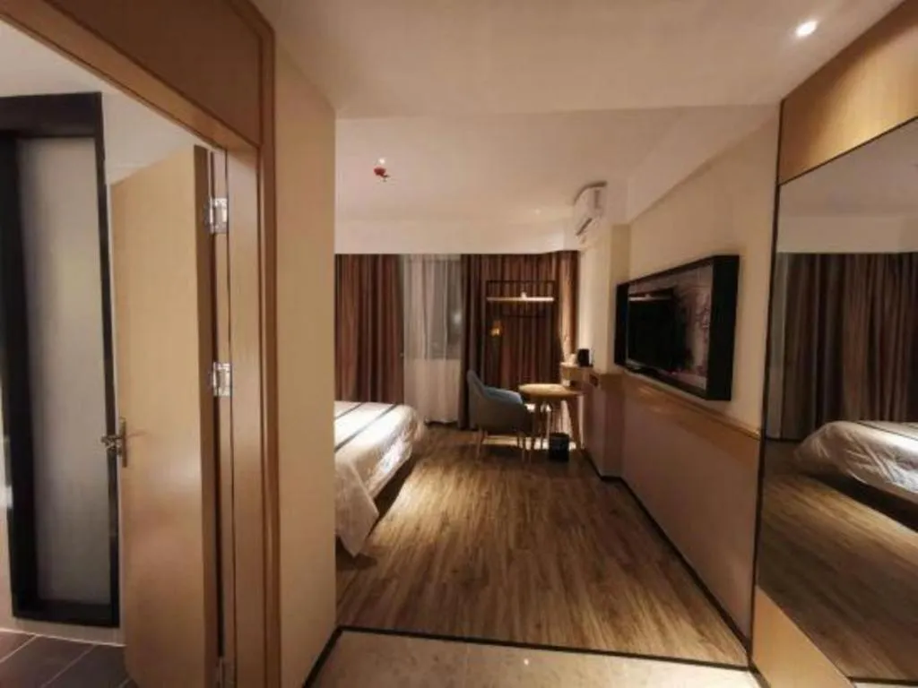 Bed in City Comfort Inn Dongguan Liaobu Jingtai Jiarong Shopping Plaza