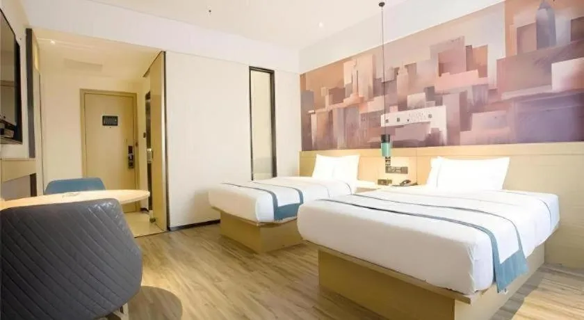 Bed in City Comfort Inn Dongguan Liaobu Jingtai Jiarong Shopping Plaza